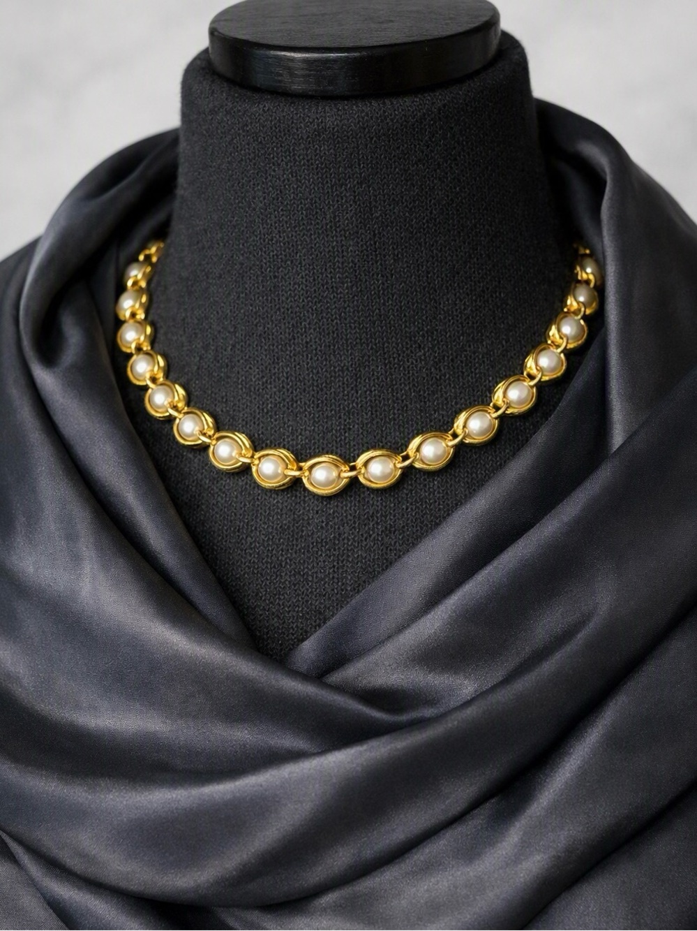 Vintage Gold Heart‑Link Pearl Necklace – 18½” Elegant Mid‑Century Design, 83.8g.